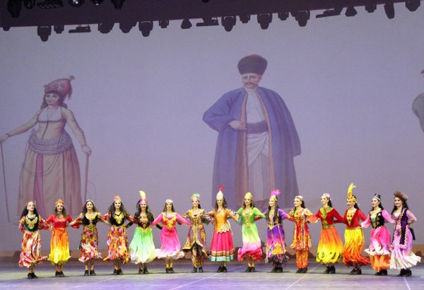 Легендарный караванный путь в Баку - танцы воинов и очарование Востока (ФОТО)