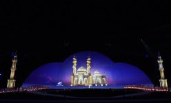 Феерическое открытие  Исламиады  в Баку, или Волшебное путешествие Мины с воздушным змеем (ФОТО)