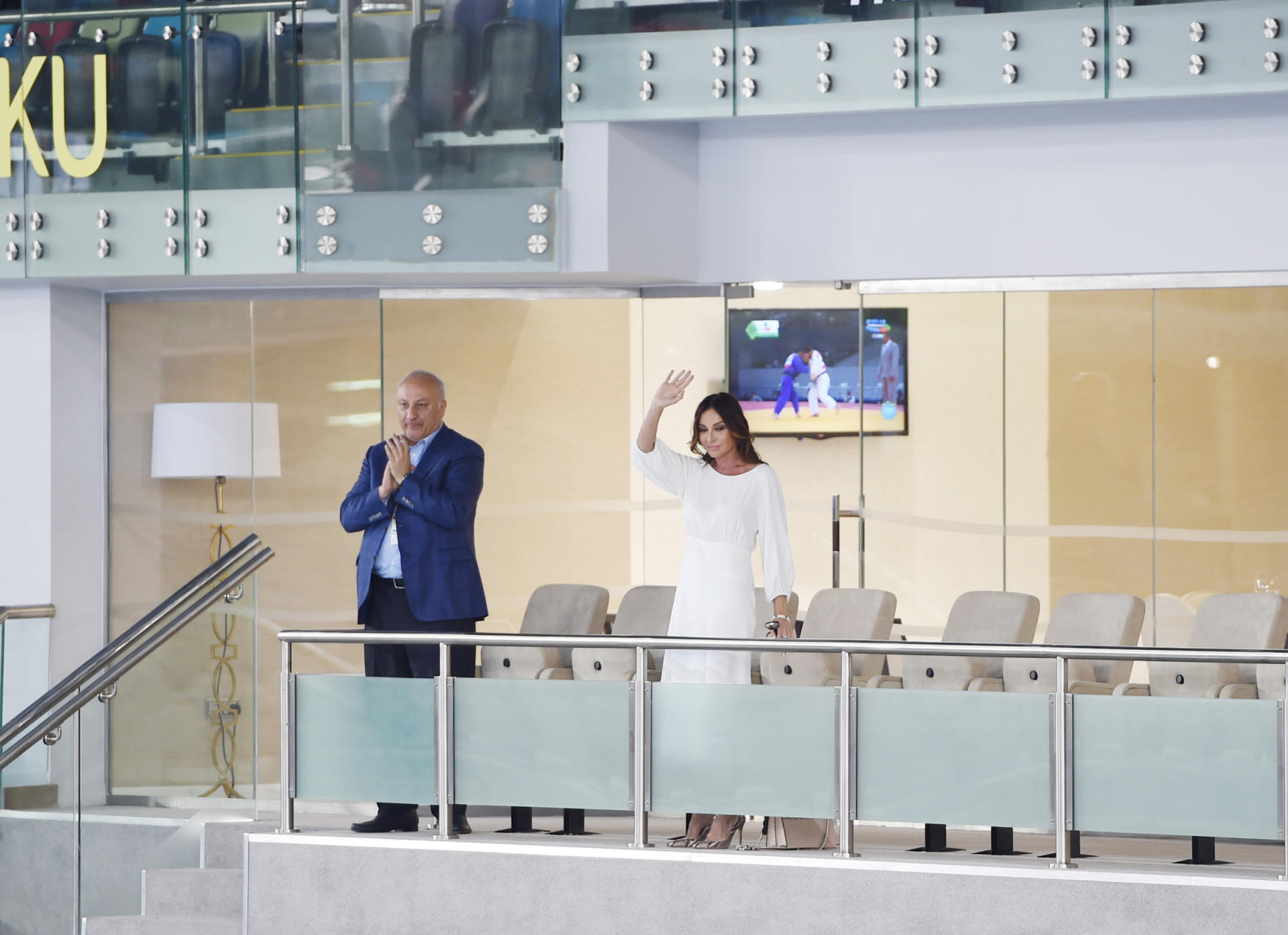 Первый вице-президент Мехрибан Алиева наградила победителей соревнований по художественной гимнастике Исламиады (ФОТО) - Gallery Image