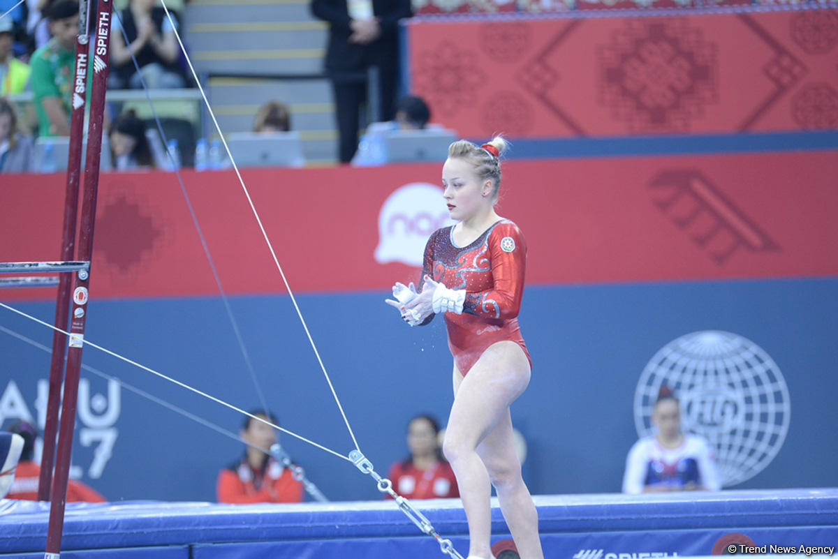 İslamiada çərçivəsində idman gimnastikası üzrə yarışlara start verildi (FOTO)