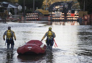 На западе Канады объявили чрезвычайное положение из-за вызванных ливнями наводнений