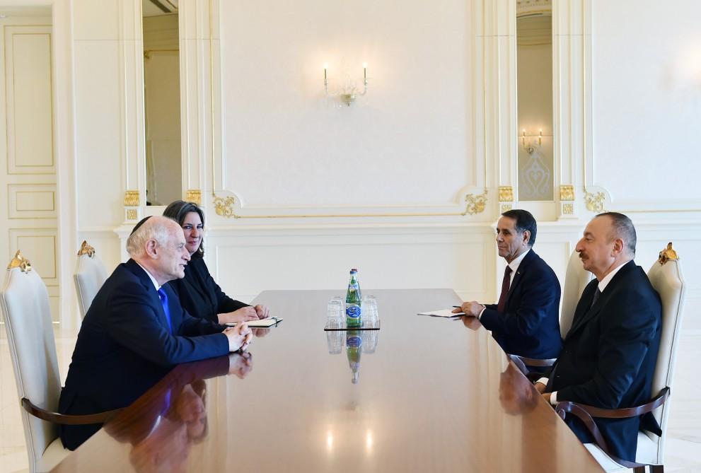 Ilham Aliyev meets Executive Vice Chairman of Conference of Presidents of Major American Jewish Organizations