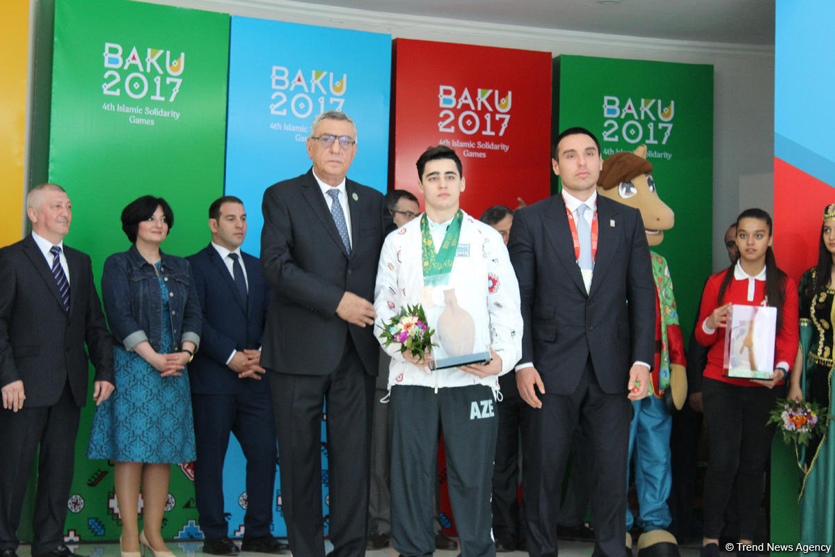 Bakıda "Zəfər günləri": Qalib idmançılarla görüş keçirilib (FOTO)