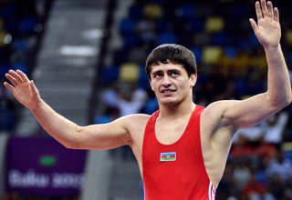 Azerbaijani wrestler captures bronze medal at Baku 2017