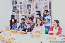 Мурад Дадашов пригласил на завтрак журналистов и рассказал о реалити-шоу "Машын" (ФОТО)