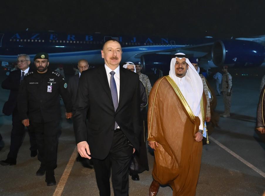 Президент Азербайджана Ильхам Алиев прибыл с визитом в Саудовскую Аравию (ФОТО) - Gallery Image
