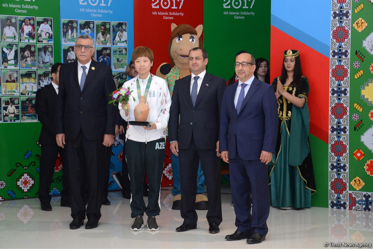 "Дни триумфа": Награждены победители IV Игр исламской солидарности (ФОТО)