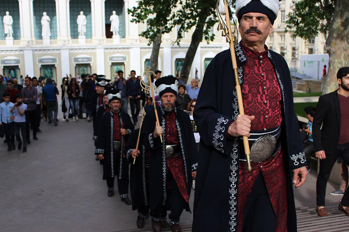 В Баку прошли Дни культуры пяти стран, посвященные Исламиаде (ФОТО) - Gallery Image