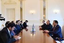 Президент Азербайджана принял делегацию ОАЭ (ФОТО) (версия 2) - Gallery Thumbnail