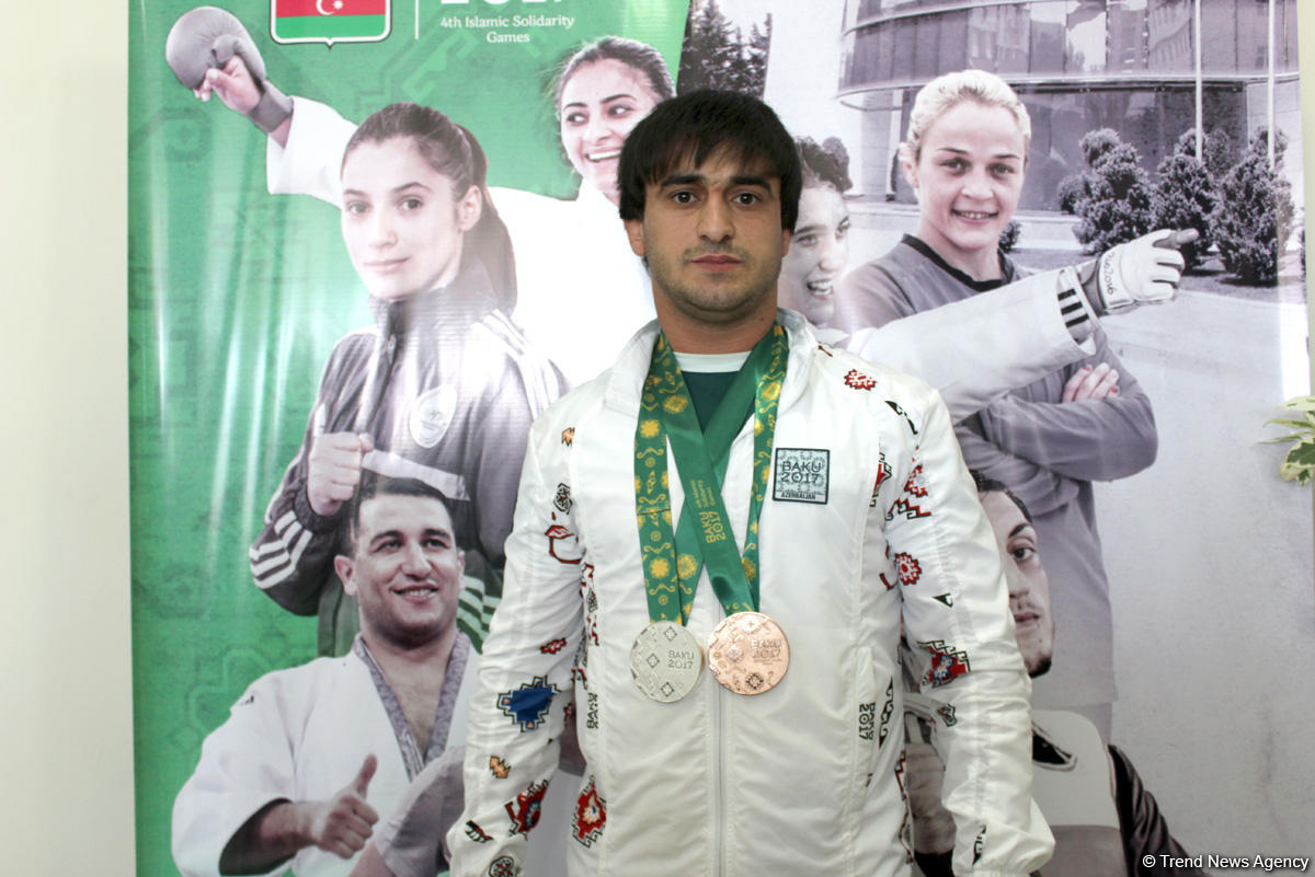 "Дни триумфа" в Баку - чествование призеров Исламиады (ФОТО)