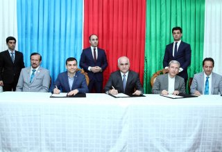 Azərbaycan, İran və Türkiyə Stolüstü Tennis federasiyaları memorandum imzalayıb (FOTO)