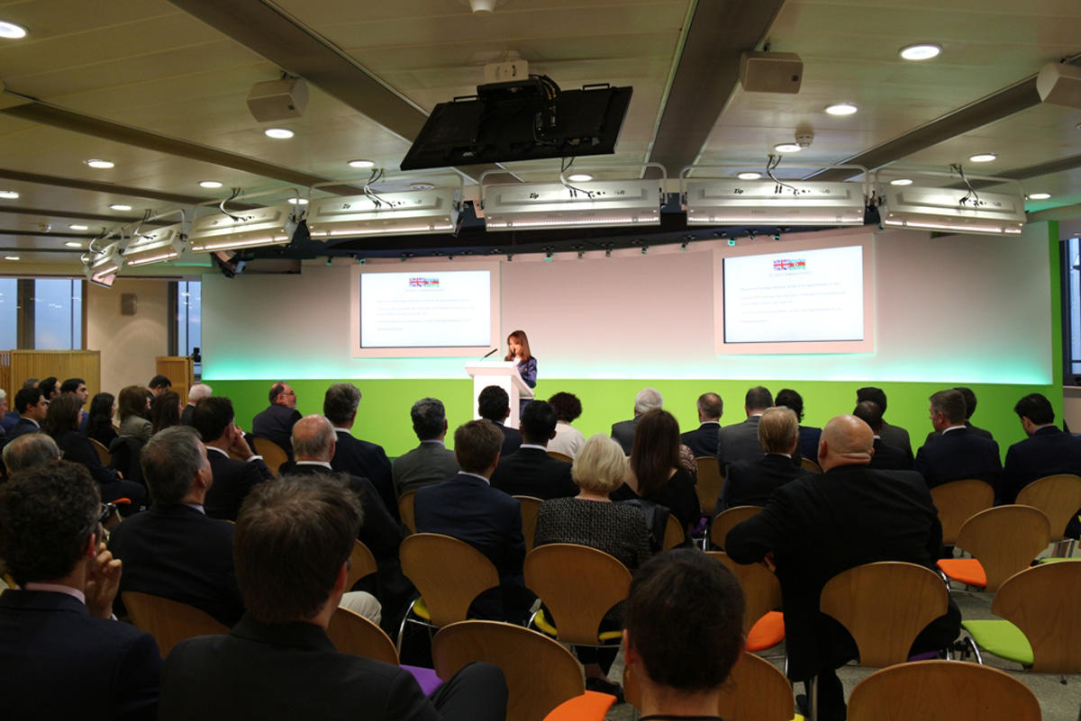 В Лондоне в головном офисе BP совместно с Англо-азербайджанским обществом отмечен 25-летний юбилей деятельности BP в Азербайджане (ФОТО)