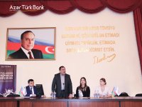 Представители Azer Turk Bank провели тренинг для студентов и выпускников в Гяндже (ФОТО)