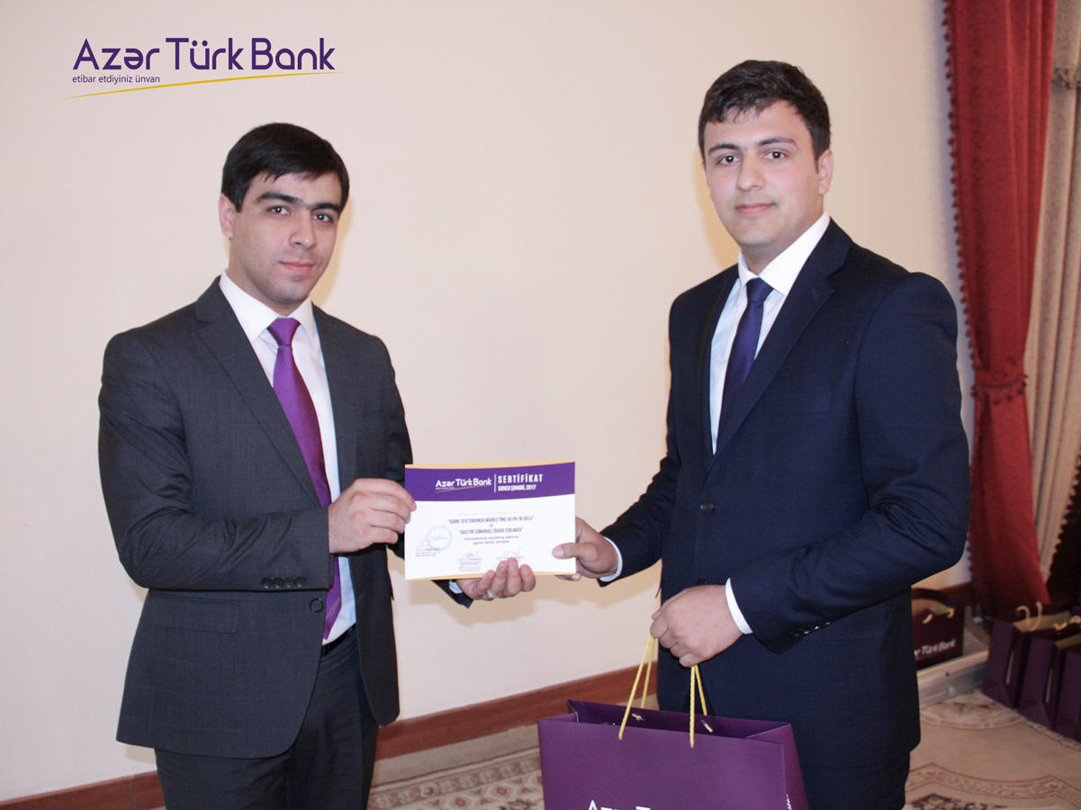 Представители Azer Turk Bank провели тренинг для студентов и выпускников в Гяндже (ФОТО)