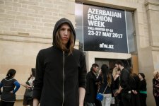 Индивидуальность и оригинальность Azerbaijan Fashion Week: день второй (ФОТО)