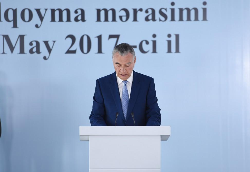 Birinci vitse-prezident Mehriban Əliyeva məcburi köçkün ailələri üçün yaşayış kompleksinin təməlqoyma mərasimində iştirak edib (FOTO) (YENİLƏNİB 2)