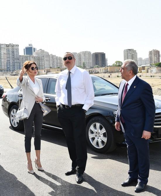 Azerbaijani president, first lady attend opening of newly-built roads in Baku (PHOTO)