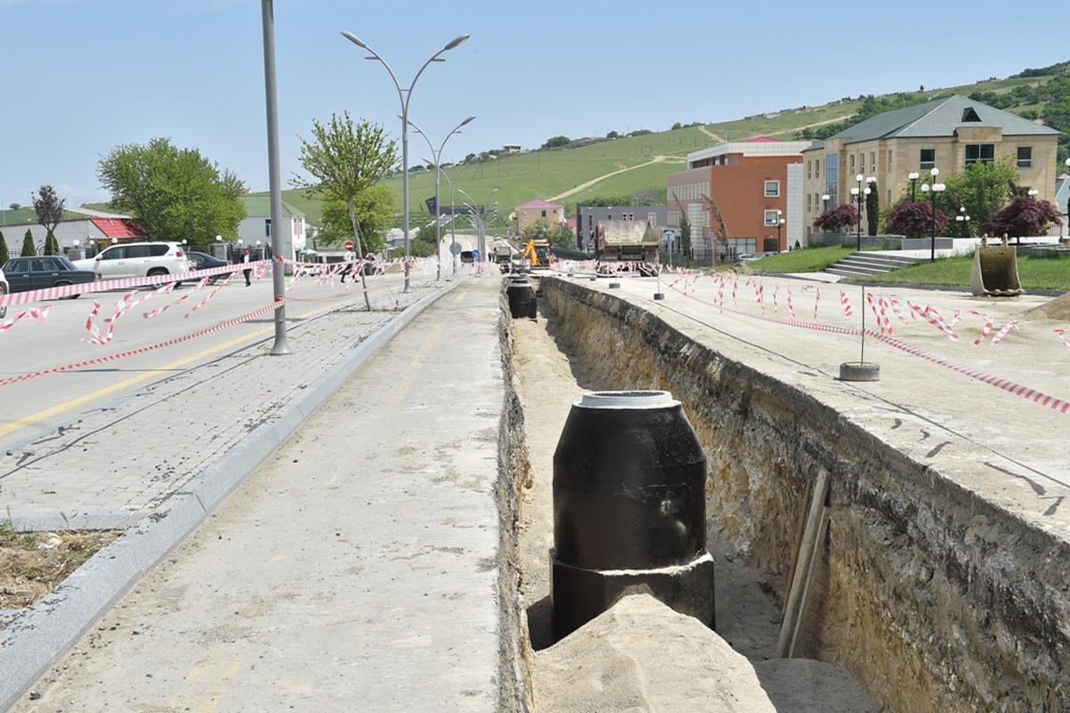 Xızı və Altıağacın içməli su və kanalizasiya sistemləri yenidən qurulur (FOTO)
