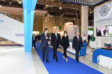 Президент Ильхам Алиев и Первая леди Мехрибан Алиева приняли участие в открытии ХХIV Международной выставки и конференции "Нефть и газ Каспия-2017" (ФОТО) - Gallery Thumbnail