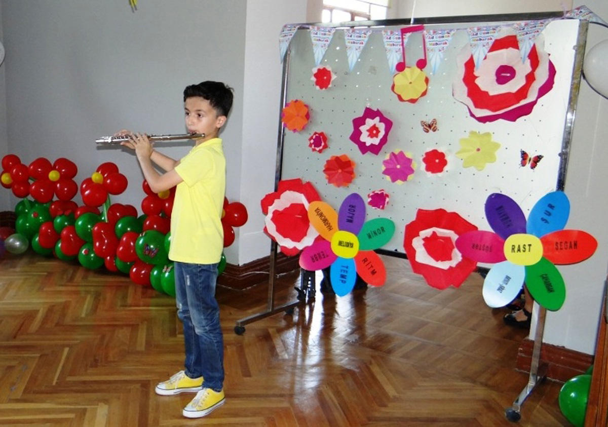 "Скажи-ка, ля", или Международный день защиты детей в Баку (ФОТО)