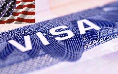 США ввели визовые ограничения в отношении почти 900 представителей властей РФ