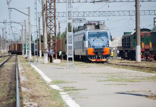 Узбекистан увеличит грузопоток в Россию и Казахстан по новой железной дороге