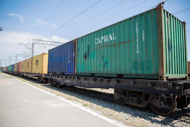 "Азербайджанские железные дороги" учредили компанию для контейнерных перевозок