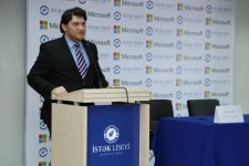 "Microsoft" və "İstək" Liseyi arasında anlaşma memorandumu imzalanıb (FOTO)