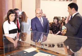 Личные вещи и архив Али бека Гусейнзаде переданы Азербайджану (ФОТО)