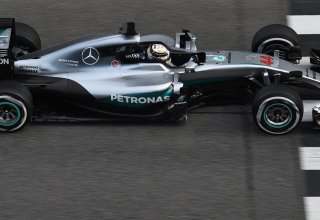 Hamilton ends Vettel's pole run in Spain