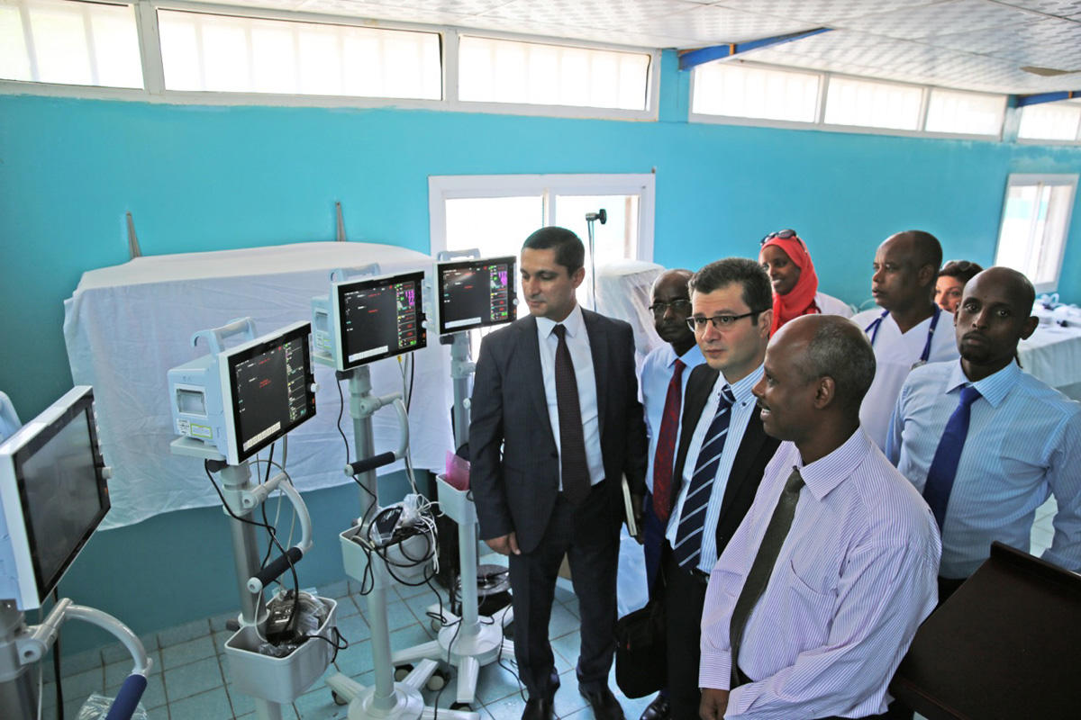 Фонд Гейдара Алиева направил в Джибути медицинское оборудование (ФОТО)