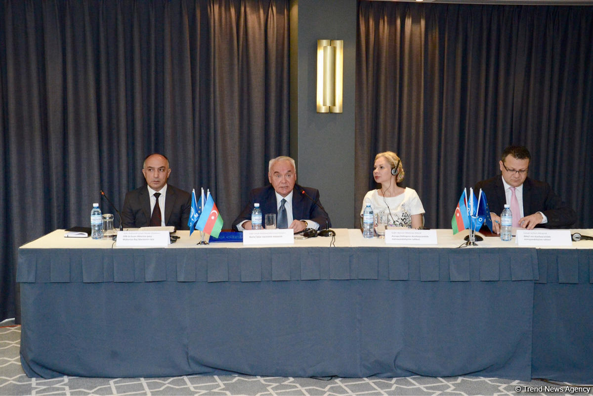 В Азербайджане на государственном уровне предпринимаются меры по борьбе с торговлей людьми - замминистра (ФОТО)
