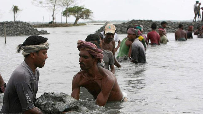 21 человек погиб в результате наводнений в Бангладеш