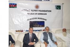 Фонд Гейдара Алиева передал в ряде сел Пакистана подарки в связи с месяцем Рамазан (ФОТО)