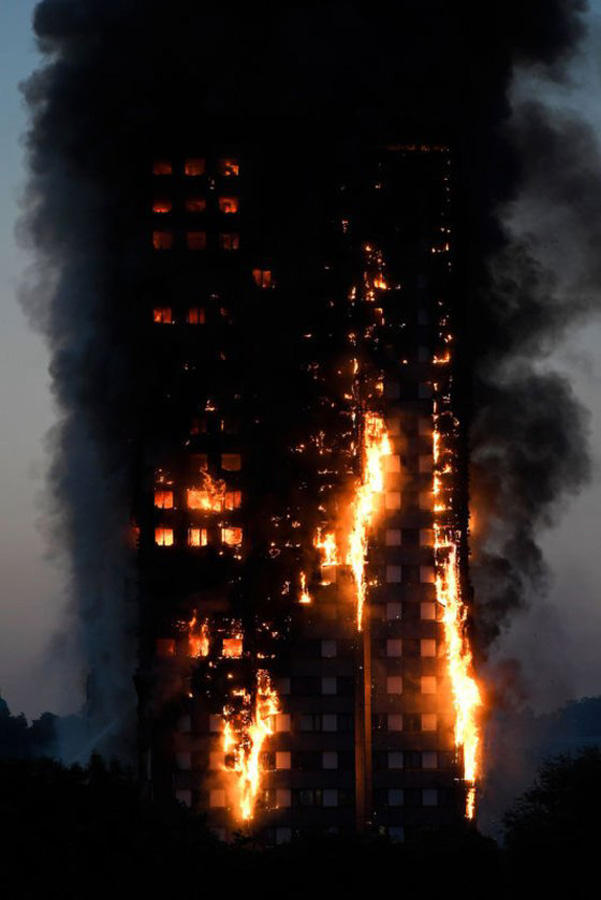 Londra'daki yangında ölü sayısı artıyor