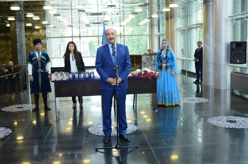 Деятелям культуры и искусства Азербайджана вручены госнаграды (ФОТО)