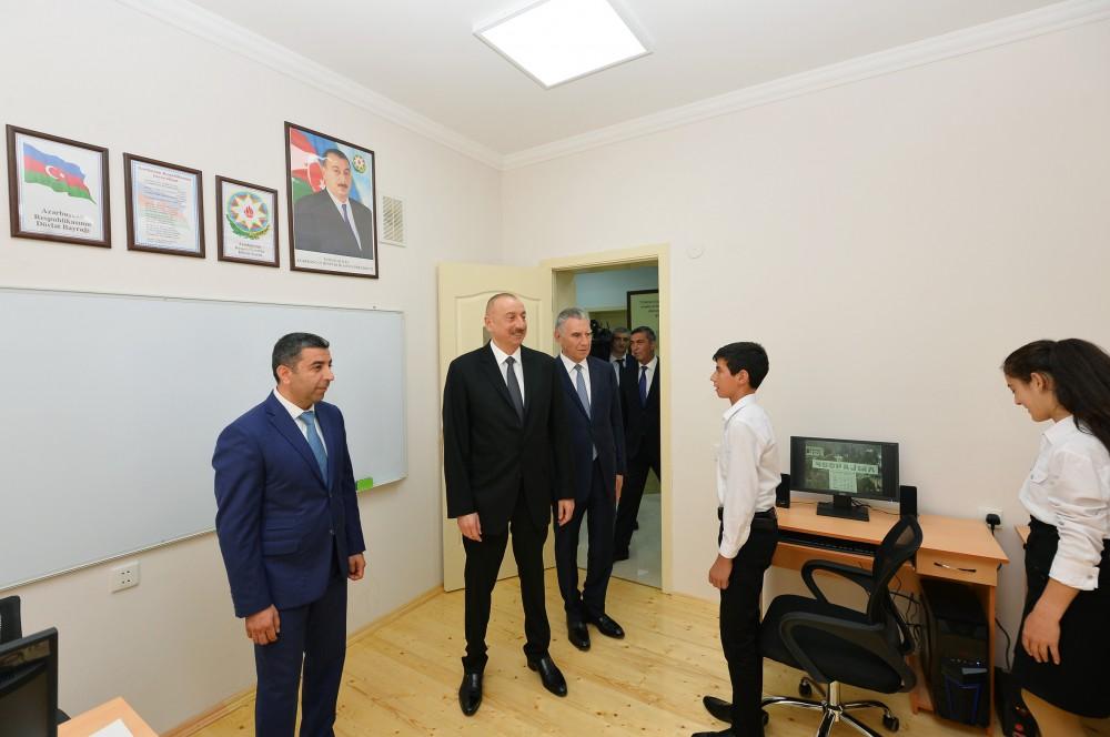 Президент Ильхам Алиев ознакомился с новой школой в Джоджуг Мерджанлы (ФОТО)