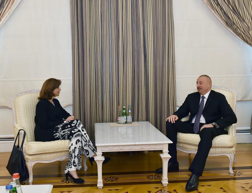 Ilham Aliyev receives Colombian FM