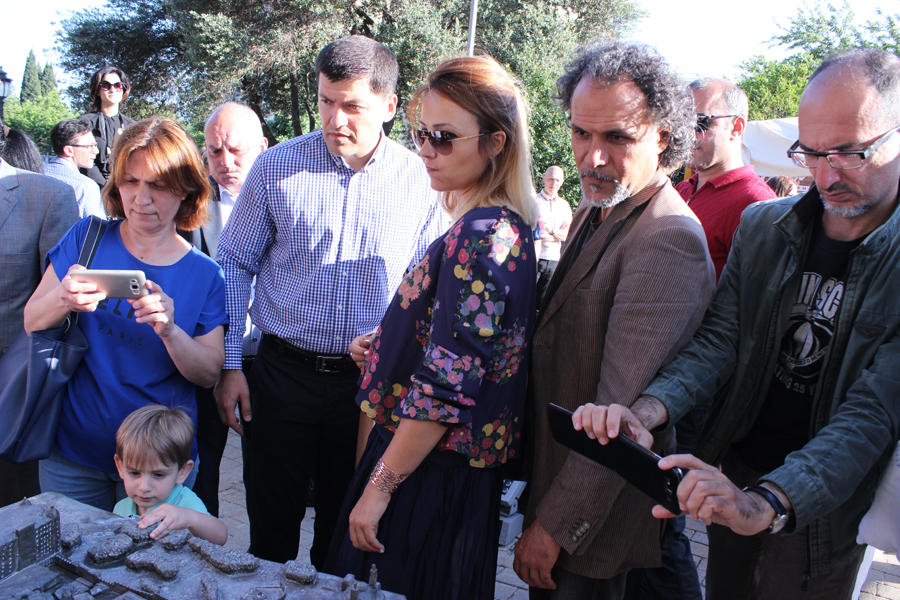 В Баку представлен уникальный проект – макет Ичери шехер в бронзе для слепых (ФОТО)