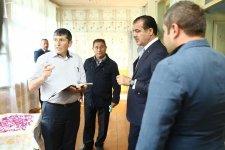 Выпавший в Азербайджане град нанес серьезный ущерб почти 130 домам (ВИДЕО)