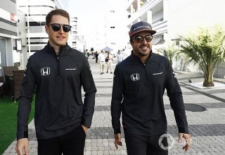 Alonso ve Vandoorne 15 sıra grid cezası aldı