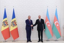 Official welcoming ceremony held for Moldovan president (PHOTO)