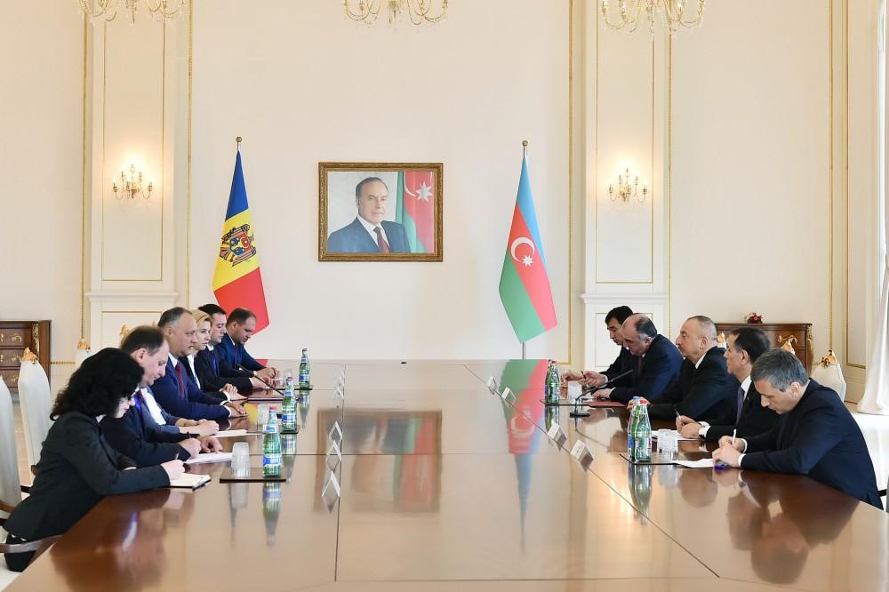 Состоялась встреча президентов Азербайджана и Молдовы в расширенном составе