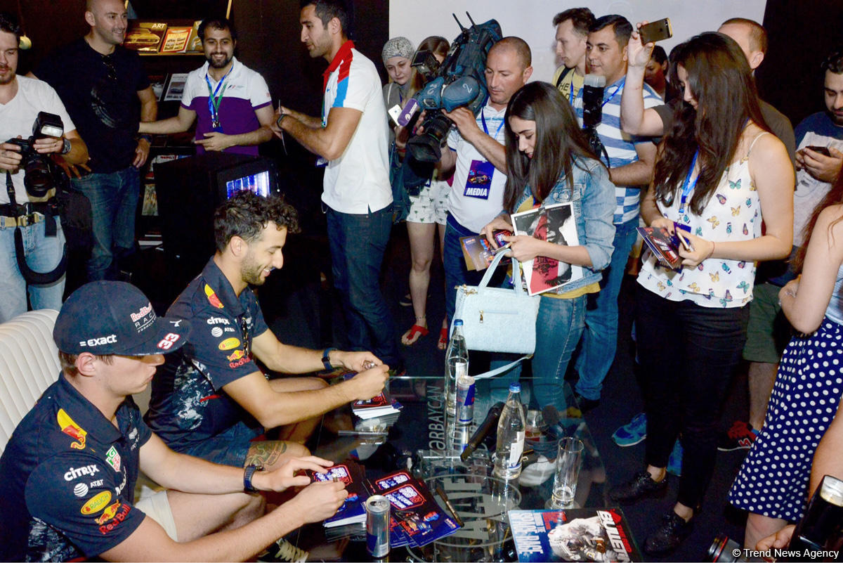 Пилоты Red Bull постараются побить рекорд скорости на Гран-при Азербайджана (ФОТО)