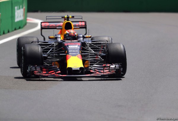 Azerbaycan GP - İlk seansın lideri Verstappen, Red Bull 1-2