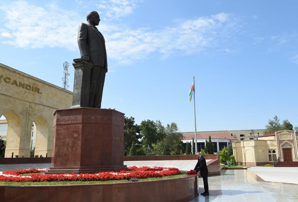 Президент  Ильхам Алиев прибыл в город Ширван (ФОТО