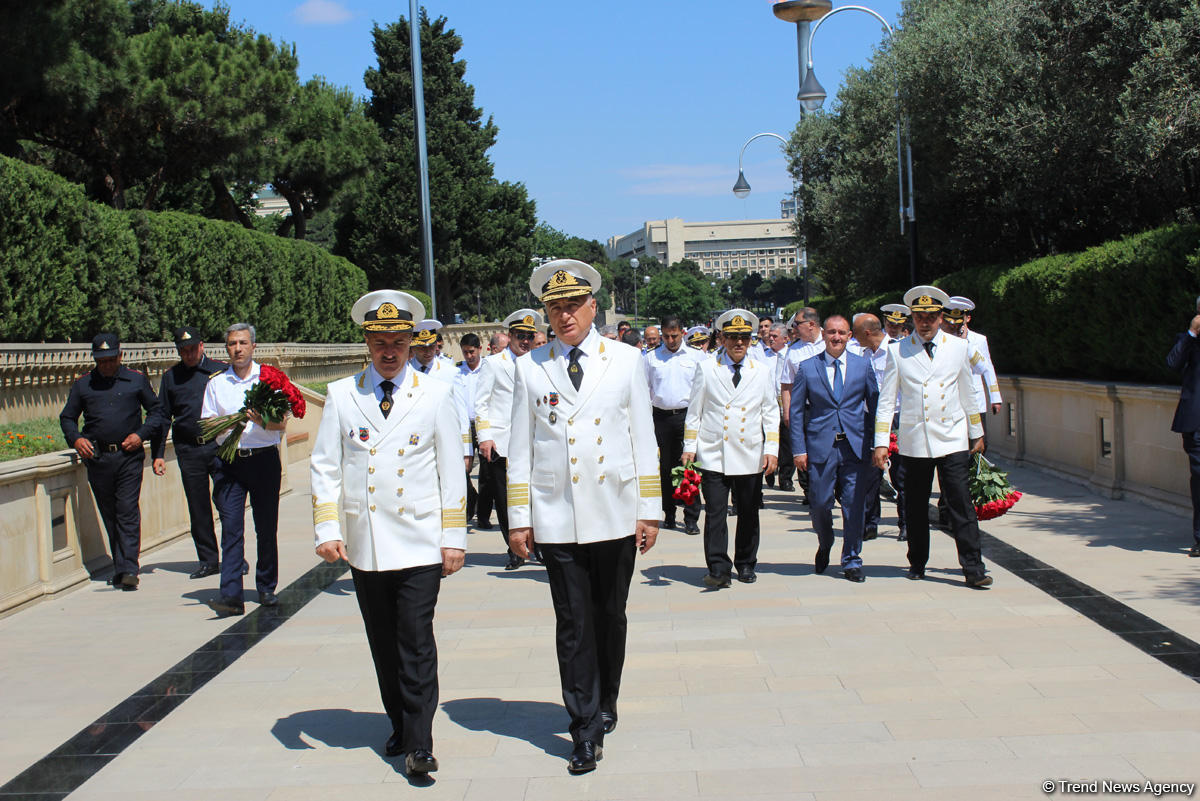 Dənizçilər peşə bayramlarını qeyd edirlər (FOTO)