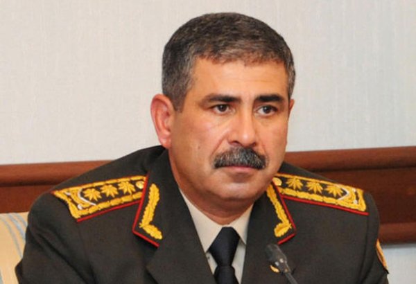 Azerbaijani defense minister leaves for Turkey