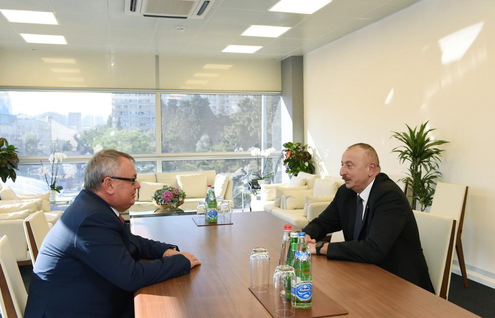 Ilham Aliyev meets president and chairman of VTB Bank Management Board