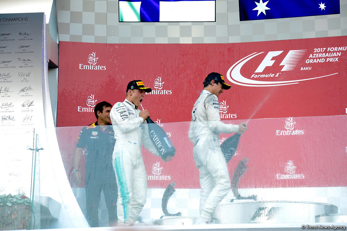 Ricciardo wins F1 Azerbaijan Grand Prix (PHOTO)